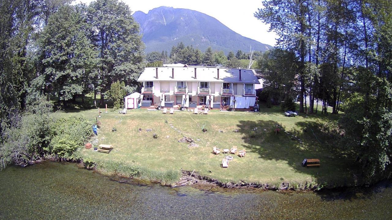 Moon River Suites #1 North Bend Eksteriør bilde