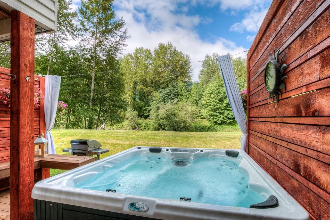 Moon River Suites #1 North Bend Eksteriør bilde